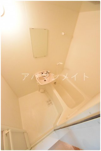 バス・シャワールーム　お風呂で日々の疲れを落としましょう