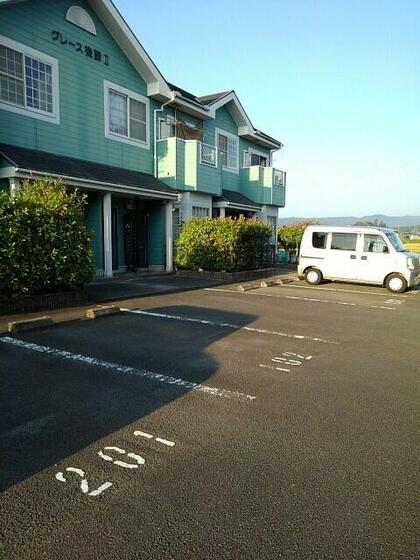 駐車場　※画像と現況が異なる場合、現況を優先します。