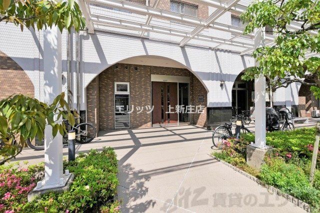 庭　エントランス