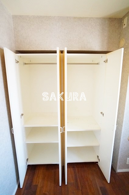 収納　お荷物の多い方でも安心のクローゼット付き♪