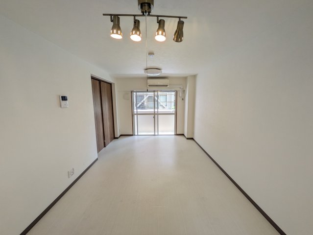 居室・リビング　T’sROOM