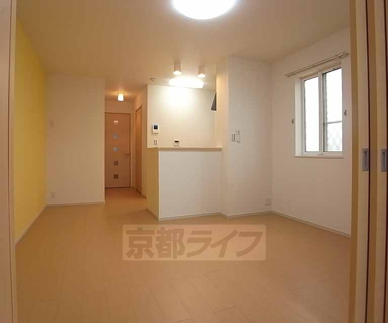居室・リビング　１０．２帖のＬＤＫです。