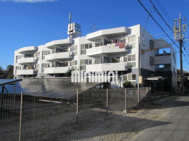 建物外観　重厚間のあるマンションです
