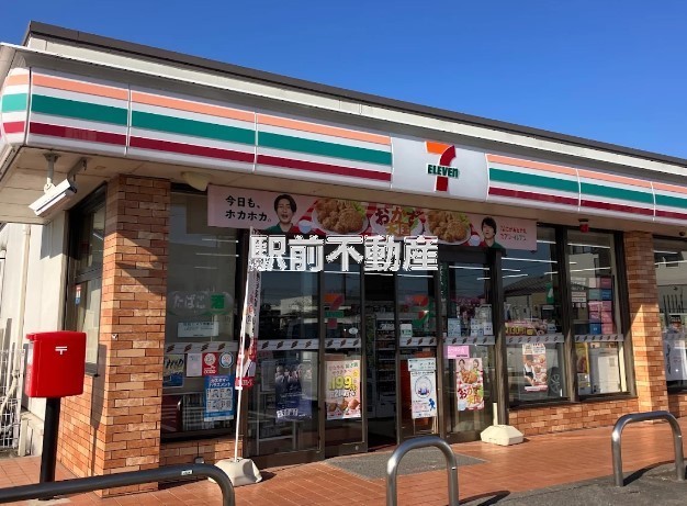 コンビニ　セブンイレブン鳥栖古賀町店（コンビニ）まで300m