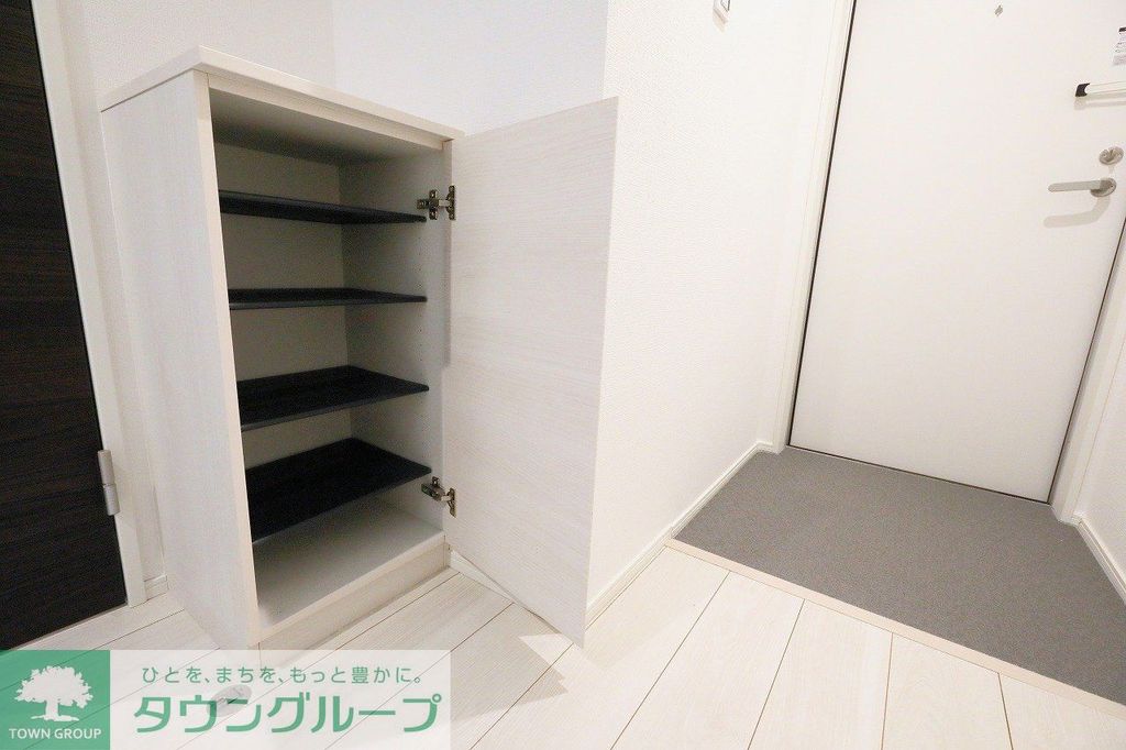 玄関　同施工会社参考写真