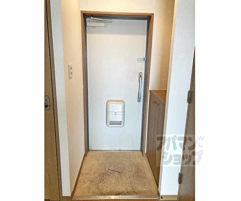 玄関　玄関です。