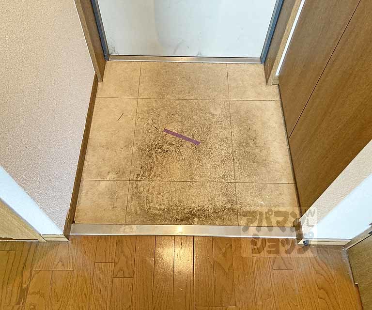 収納　シューズボックス。