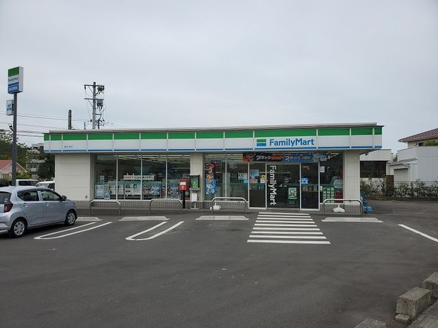 コンビニ　ファミリーマート蔵王宮店（コンビニ）まで160m