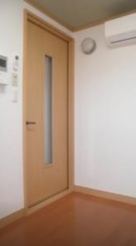 居室・リビング　※参考写真（同じ物件の別部屋の写真です）