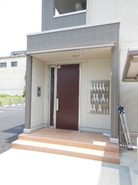 エントランス　★お部屋探しは株式会社タウンハウジング東京まで★