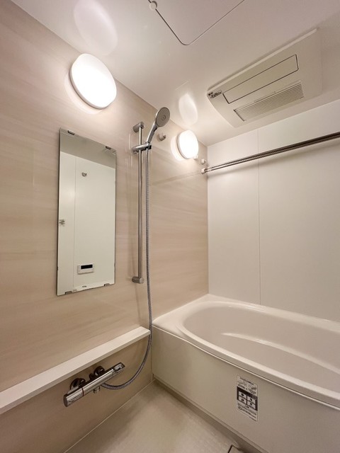 バス・シャワールーム　※写真は同タイプ住戸です。