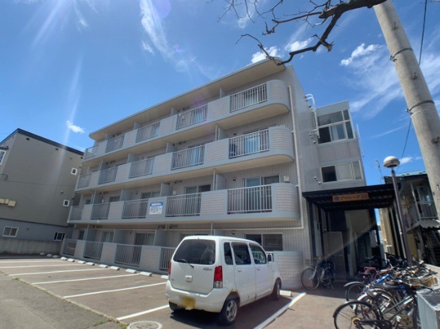 建物外観　札幌市北区北２６条西「港プロシード２６」