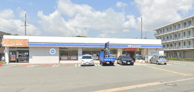 コンビニ　ローソン伊丹鋳物師五丁目店（コンビニ）まで556m