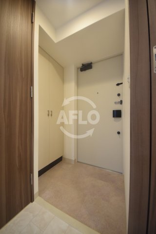 玄関　エステムコート堺筋本町　玄関
