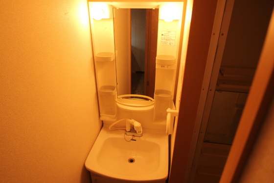 洗面設備　※別部屋の写真です