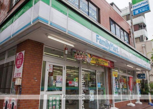 コンビニ　ファミリーマート（コンビニ）まで288m