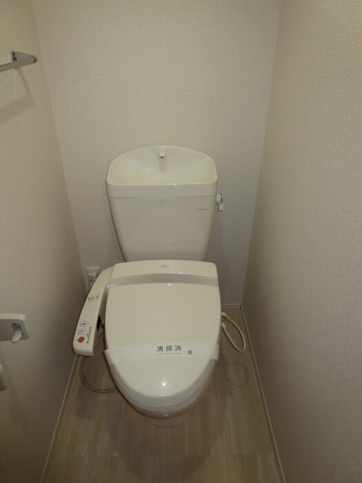 トイレ　【エル パティオ】