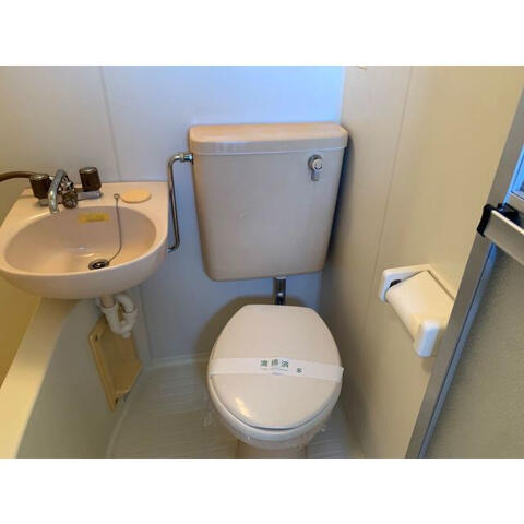 トイレ　※別部屋参考写真