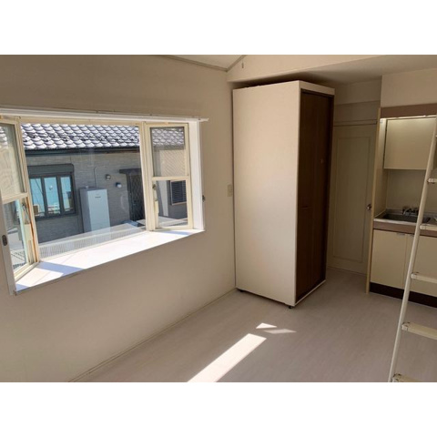 居室・リビング　※別部屋参考写真