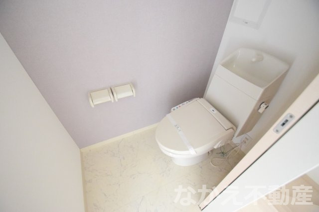 トイレ　コンパクトで使いやすいトイレです