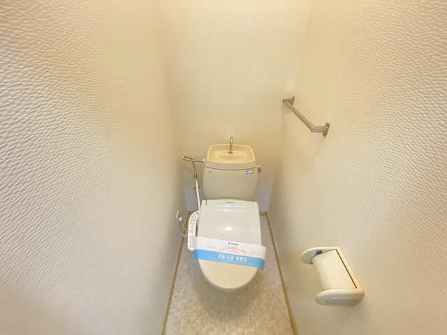 ALZATI Iのトイレ写真