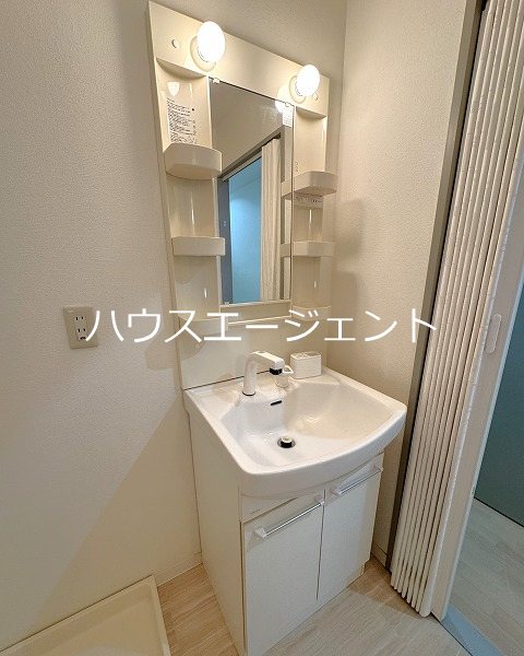 洗面設備　独立洗面台完備※参考画像