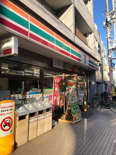 コンビニ　セブンイレブン中野桃園店（コンビニ）まで199m