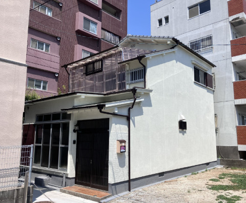 建物外観　落ち着いた雰囲気の外観です