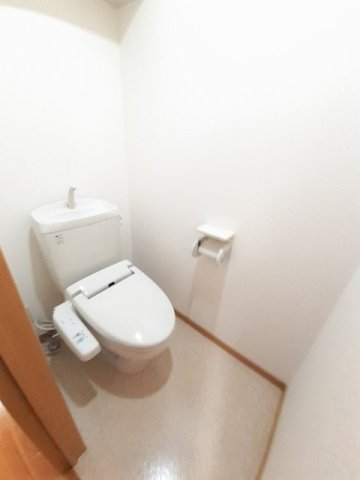 トイレ　ゆったりとした空間のトイレです
