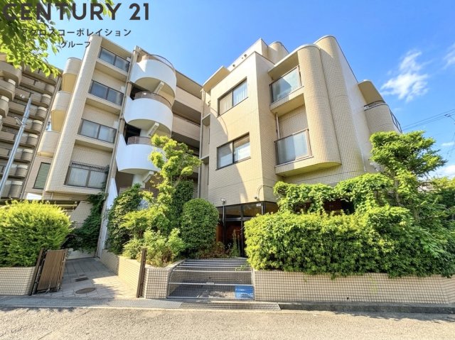 建物外観　オートロック付きで外部からの出入りがなく安心です