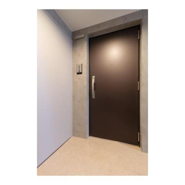 玄関　※写真は同タイプ住戸です。