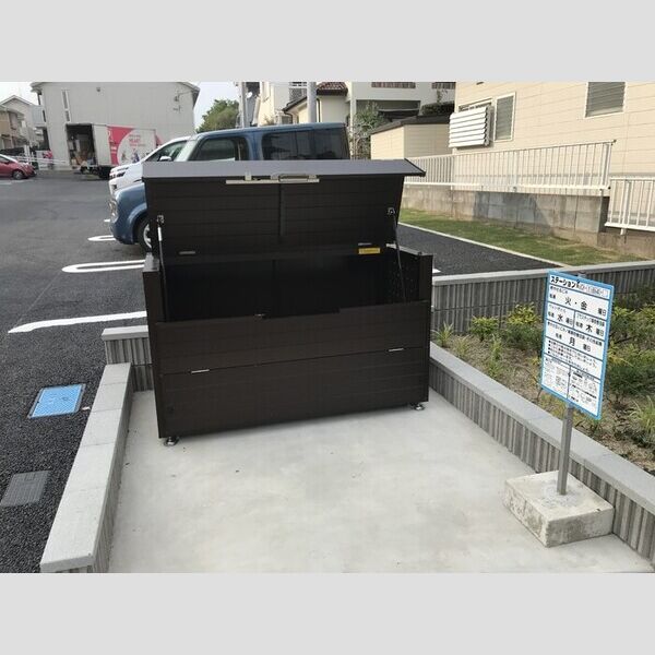 その他　ゴミストッカー