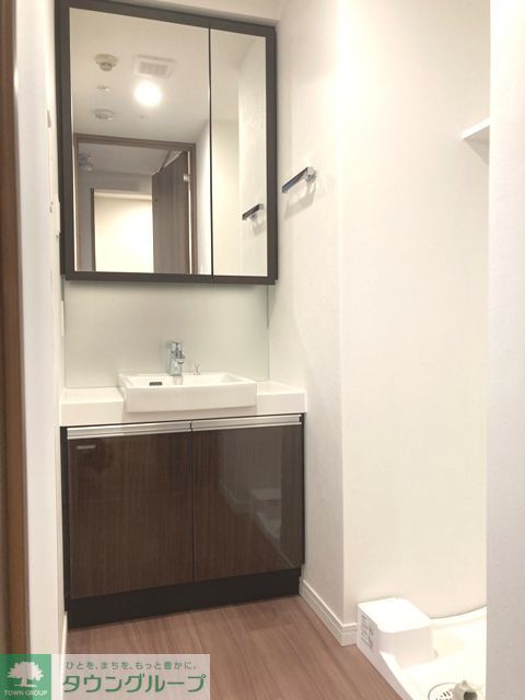 洗面設備　※写真は同タイプ住戸です。
