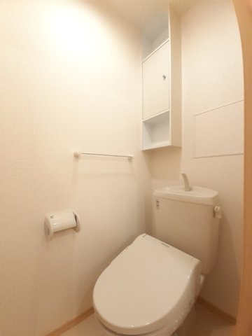 トイレ　ゆったりとした空間のトイレです