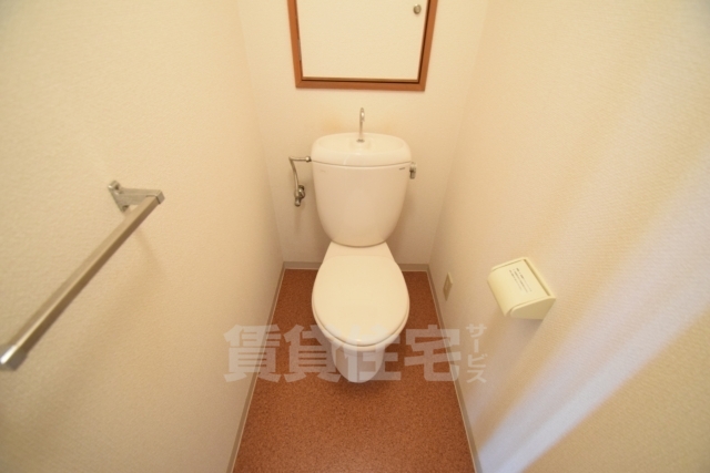 グランコートA棟のトイレ写真