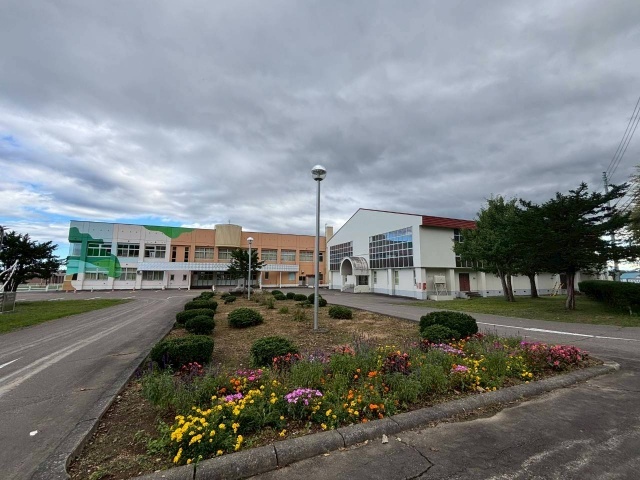 幼稚園・保育園　豊頃町立茂岩保育所（幼稚園・保育園）まで4954m