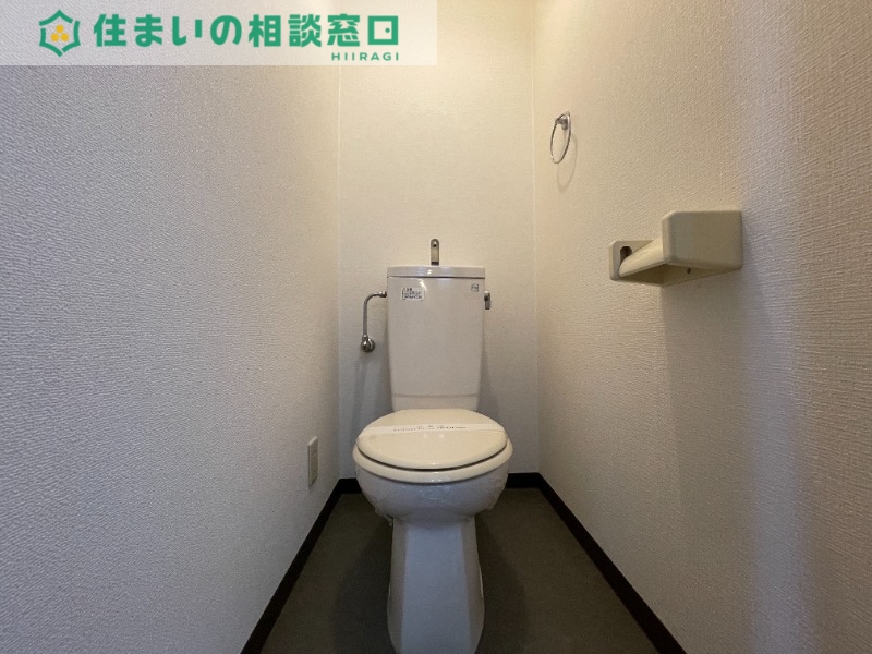 トイレ　同型