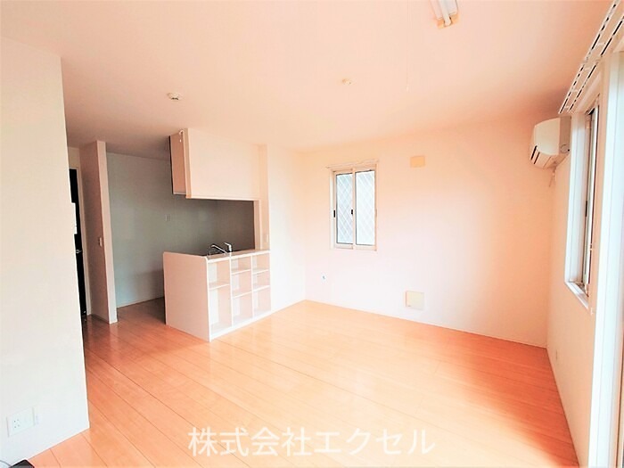 居室・リビング　明るいお部屋です。