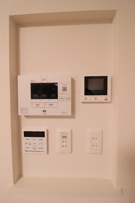 セキュリティ　来訪者の姿が確認できます。