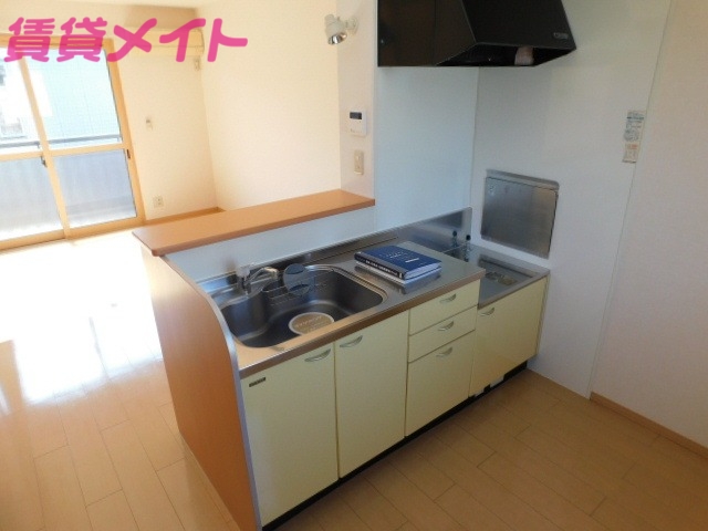 キッチン　同型参考写真