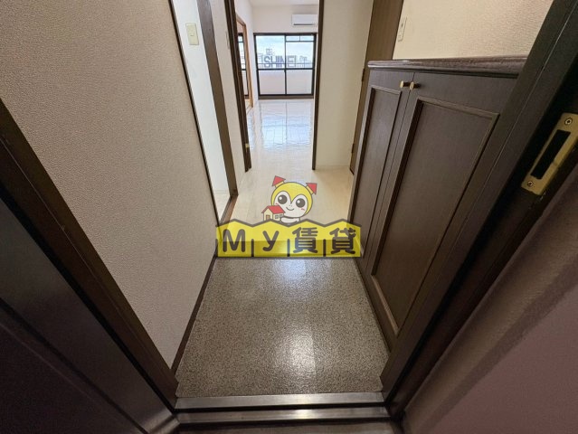 玄関　アーバンハイツ神宮公園