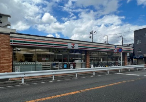 コンビニ　セブンイレブン 京成稲毛駅前店（コンビニ）まで276m