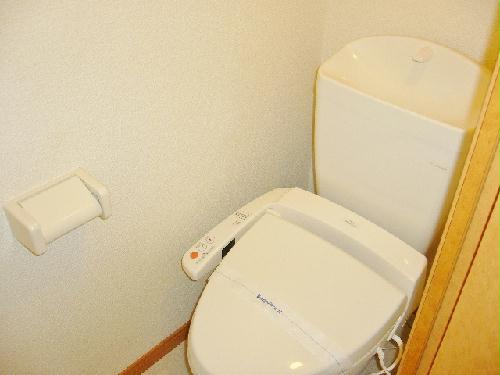 トイレ　バス・トイレ独立してます。ウォシュレット付きトイレ♪
