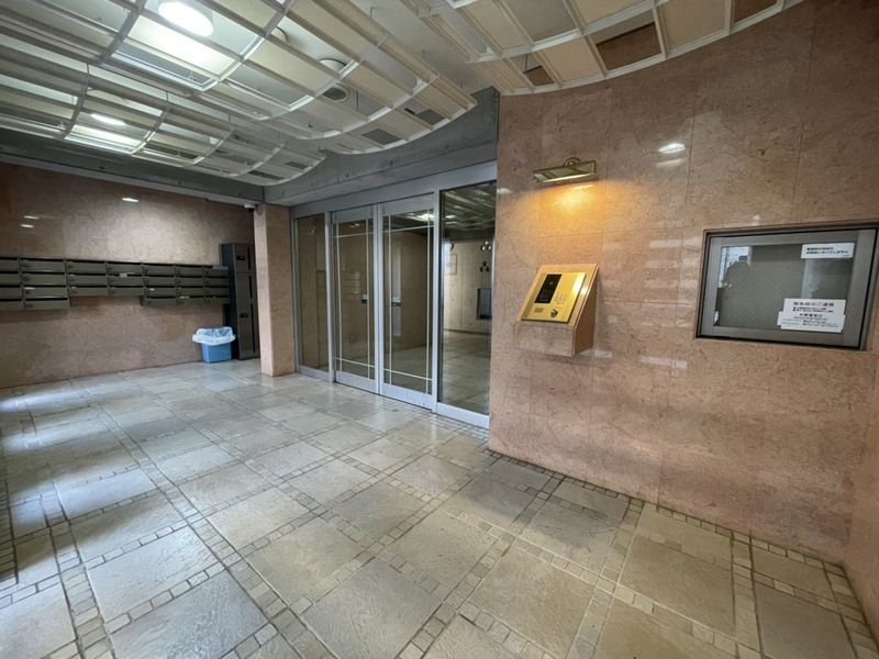 東急田園都市線 池尻大橋駅 徒歩9分 4階建 築24年の外観写真