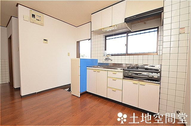 筑豊電気鉄道 穴生駅 徒歩5分 3階建 築36年の居間写真