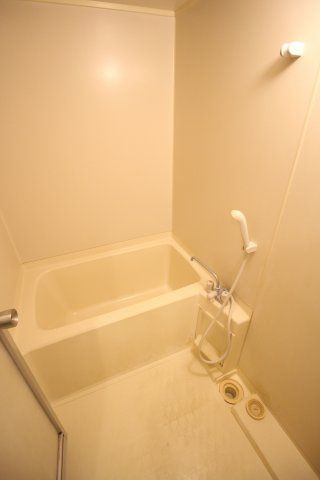 バス・シャワールーム　（別タイプ参考写真）PRATIQUE　NISHISUGAMO