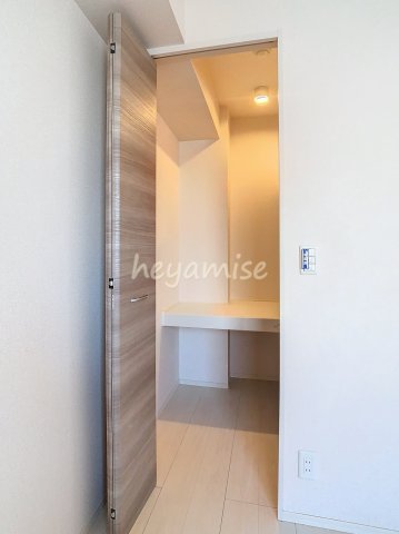 収納　※写真は別号室です