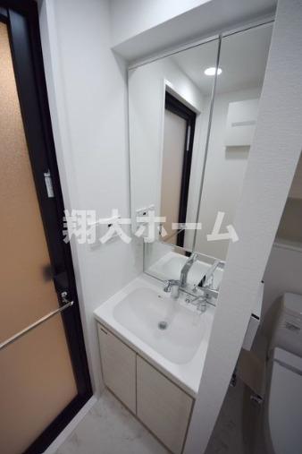 ＪＲ山手線 上野駅 徒歩9分 15階建 築8年の内装写真