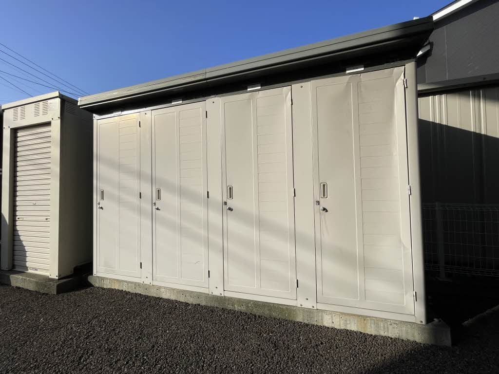 建物外観　ストッカー