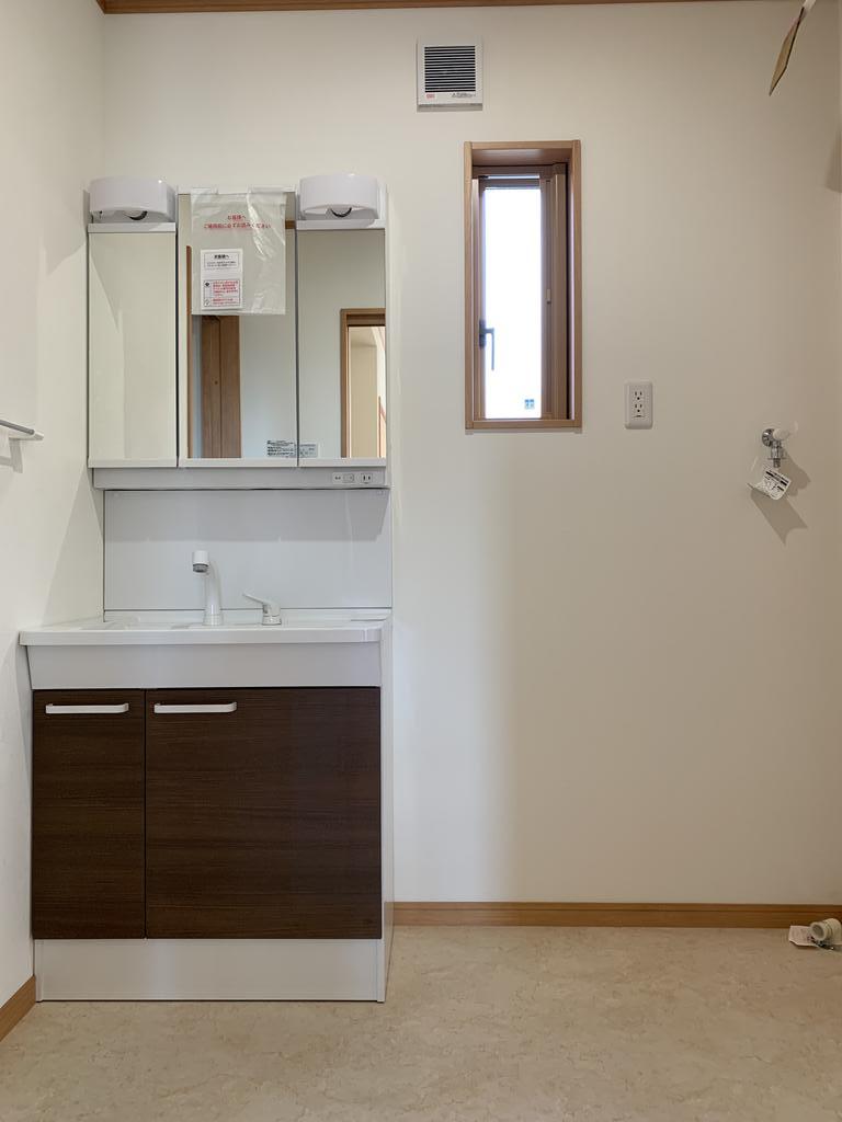 洗面設備　シャンプードレッサー付